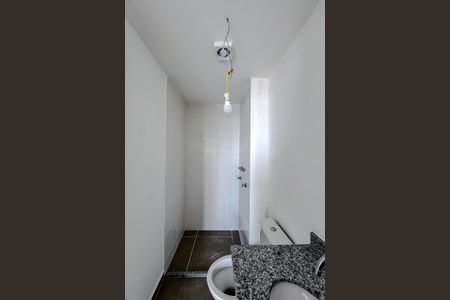 Banheiro de kitnet/studio à venda com 1 quarto, 30m² em Mooca, São Paulo