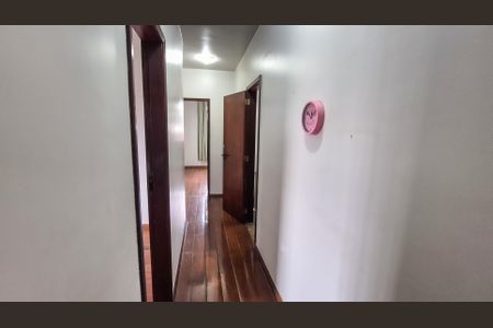 Casa para alugar com 220m², 3 quartos e 2 vagasCorretor segundo andar 