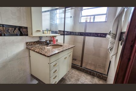 Casa para alugar com 220m², 3 quartos e 2 vagasBanheiro 2