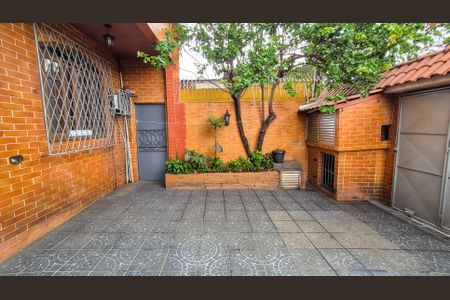 Casa para alugar com 220m², 3 quartos e 2 vagasEntrada do Imóvel 