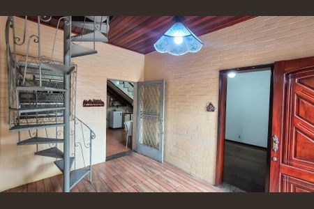 Casa para alugar com 220m², 3 quartos e 2 vagasSala 1