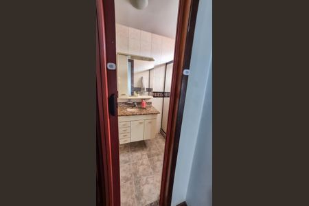 Casa para alugar com 220m², 3 quartos e 2 vagasBanheiro 2