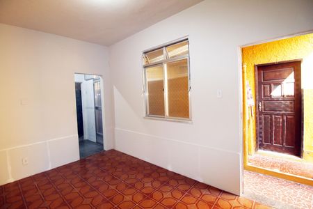 Casa para alugar com 1 quarto, 220m² em Vicente de Carvalho, Rio de Janeiro