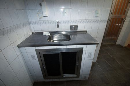 Casa para alugar com 1 quarto, 220m² em Vicente de Carvalho, Rio de Janeiro