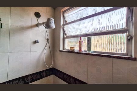 Casa para alugar com 220m², 3 quartos e 2 vagasBanheiro 2