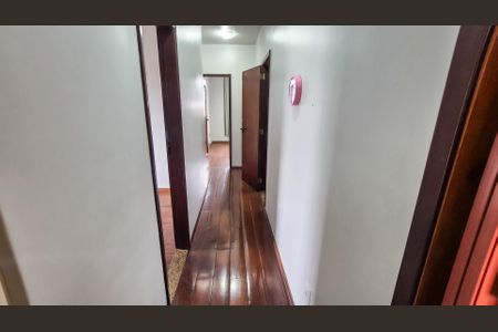 Casa para alugar com 220m², 3 quartos e 2 vagasCorretor segundo andar 