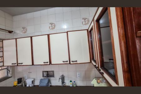 Casa para alugar com 220m², 3 quartos e 2 vagasCozinha