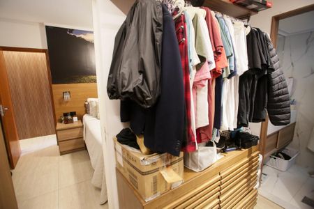 Apartamento à venda com 99m², 3 quartos e 2 vagasCloset da Suíte