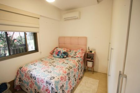 Apartamento à venda com 99m², 3 quartos e 2 vagasQuarto 3