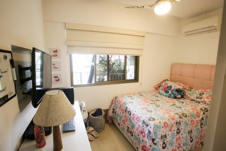 Apartamento à venda com 99m², 3 quartos e 2 vagasQuarto 3