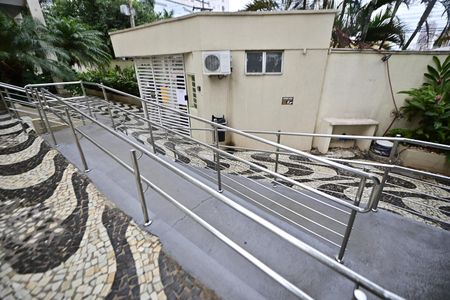 Apartamento para alugar com 2 quartos, 56m² em Setor Bueno, Goiânia