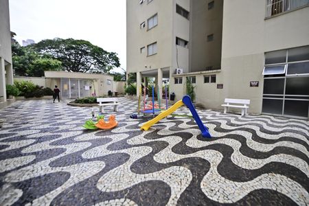 Apartamento para alugar com 2 quartos, 56m² em Setor Bueno, Goiânia