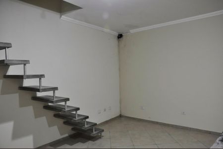 Detalhe - Sala de casa para alugar com 2 quartos, 35m² em Vila Jaraguá, São Paulo