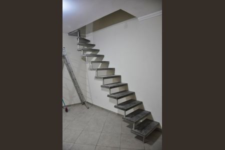 Detalhe - Sala de casa para alugar com 2 quartos, 35m² em Vila Jaraguá, São Paulo