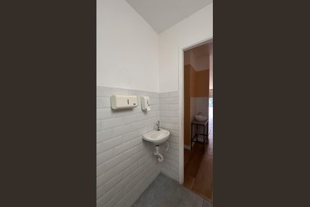 Casa para alugar com 294m², 4 quartos e 5 vagasBanheiro de serviço