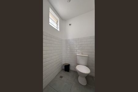 Casa para alugar com 294m², 4 quartos e 5 vagasBanheiro de serviço