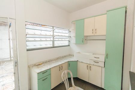 Casa para alugar com 240m², 4 quartos e 4 vagas Casa para alugar com 240m², 4 quartos e 4 vagasÁrea de Serviço