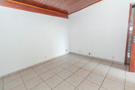 Casa para alugar com 240m², 4 quartos e 4 vagas Casa para alugar com 240m², 4 quartos e 4 vagasSuíte 2