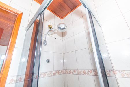 Casa para alugar com 240m², 4 quartos e 4 vagas Casa para alugar com 240m², 4 quartos e 4 vagasBanheiro da Suíte 2