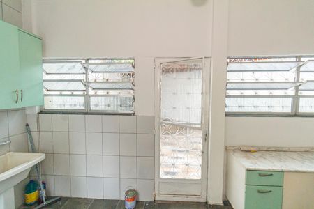 Casa para alugar com 240m², 4 quartos e 4 vagas Casa para alugar com 240m², 4 quartos e 4 vagasÁrea de Serviço