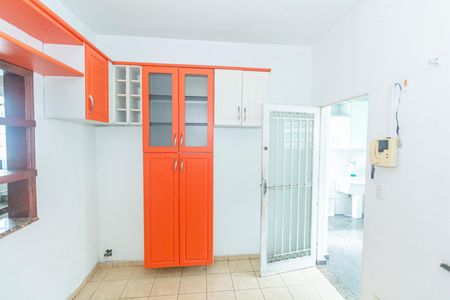 Casa para alugar com 240m², 4 quartos e 4 vagas Casa para alugar com 240m², 4 quartos e 4 vagasSala de Jantar