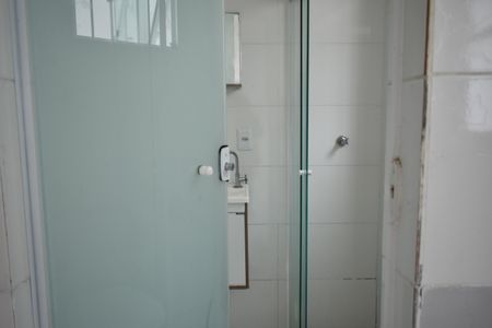 Studio banheiro de kitnet/studio à venda com 0 quarto, 17m² em São Judas, São Paulo