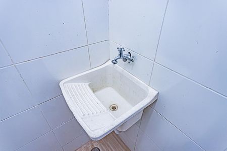 Casa para alugar com 75m², 1 quarto e 1 vagaÁrea de Serviço