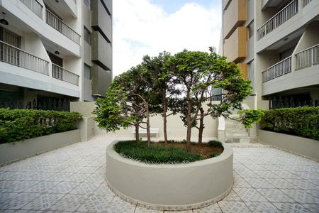 Apartamento à venda com 75m², 2 quartos e 1 vaga Apartamento à venda com 75m², 2 quartos e 1 vagaÁrea de convivência