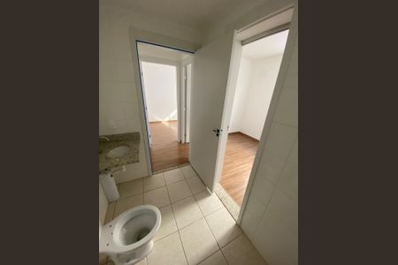 banheiro 1 de apartamento à venda com 2 quartos, 55m² em Buritis, Belo Horizonte