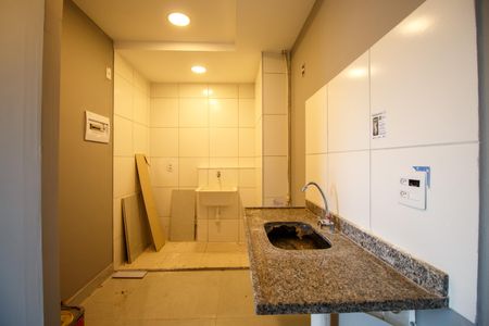 Apartamento para alugar com 41m², 2 quartos e sem vagaBanheiro