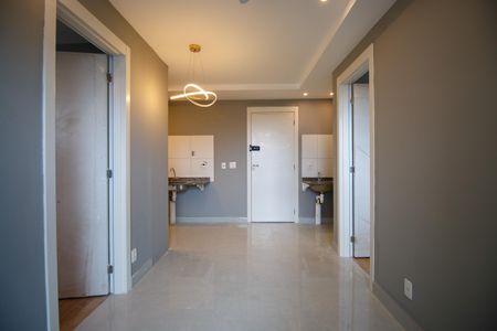 Sala de apartamento para alugar com 2 quartos, 41m² em Santo Cristo, Rio de Janeiro