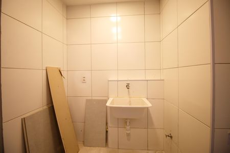 Apartamento para alugar com 41m², 2 quartos e sem vagaBanheiro