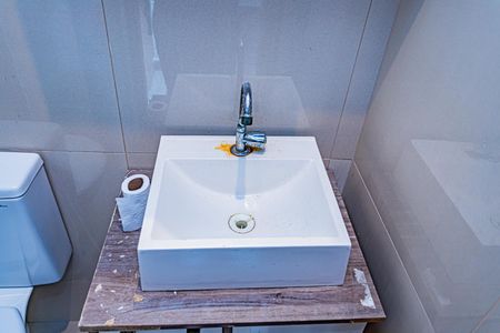 Casa para alugar com 300m², 2 quartos e 1 vagaBanheiro suite