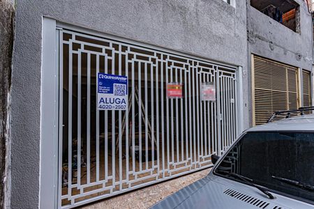 Casa para alugar com 300m², 2 quartos e 1 vagaFachada