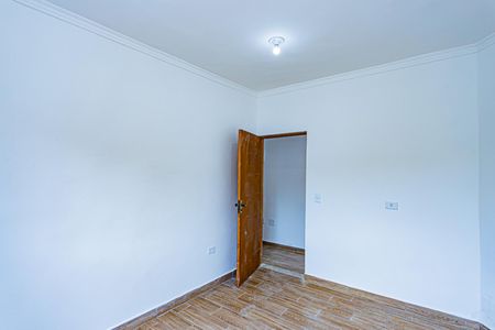 Casa para alugar com 300m², 2 quartos e 1 vagaQuarto