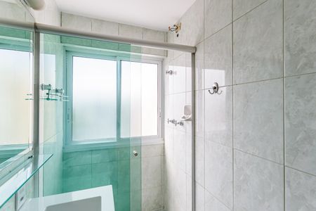 Banheiro de apartamento para alugar com 1 quarto, 46m² em Itaim Bibi, São Paulo