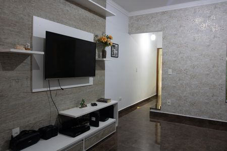 Sala de casa à venda com 3 quartos, 140m² em Parque Boturussu, São Paulo