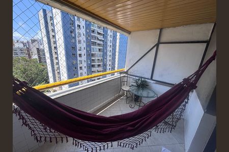 Varanda de apartamento para alugar com 1 quarto, 44m² em Caminho das Árvores, Salvador