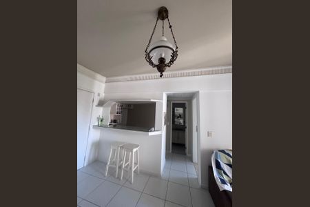 Sala de apartamento para alugar com 1 quarto, 44m² em Caminho das Árvores, Salvador