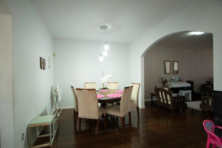 Casa para alugar com 407m², 4 quartos e 3 vagasSala Jantar