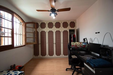 Casa para alugar com 407m², 4 quartos e 3 vagasSuíte 1