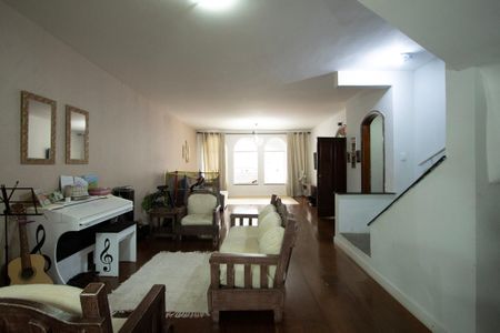 Casa para alugar com 407m², 4 quartos e 3 vagasSala 