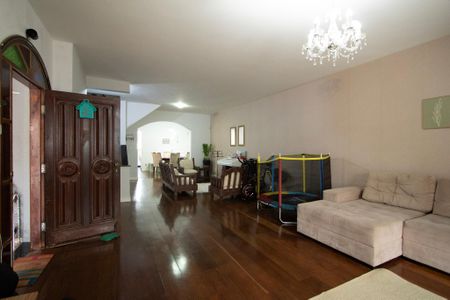 Casa para alugar com 407m², 4 quartos e 3 vagasSala 