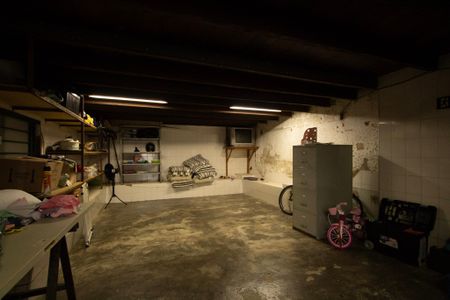 Casa para alugar com 407m², 4 quartos e 3 vagasPorão 