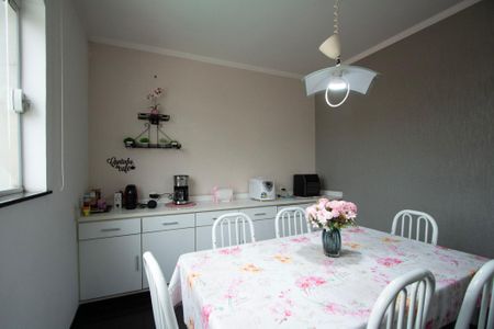 Casa para alugar com 407m², 4 quartos e 3 vagasCozinha 