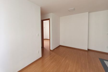 Sala de apartamento para alugar com 2 quartos, 45m² em Vila Satúrnia, Campinas