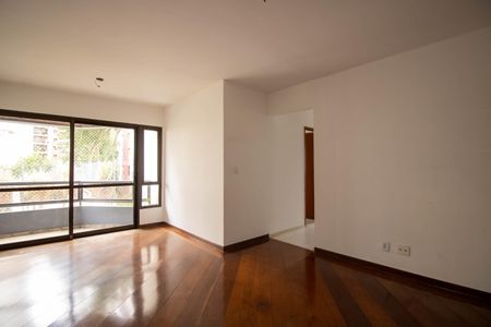 Sala de apartamento à venda com 3 quartos, 71m² em Real Parque, São Paulo