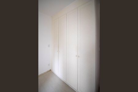 Apartamento à venda com 71m², 3 quartos e 2 vagasQuarto 2