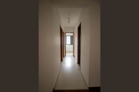 Apartamento à venda com 71m², 3 quartos e 2 vagasCorredor 