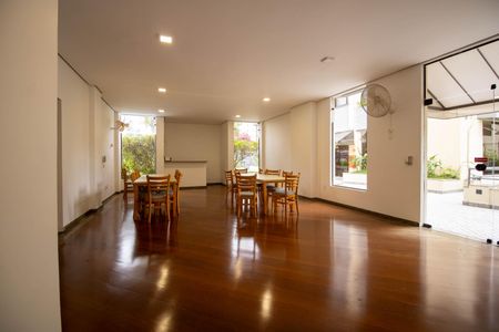 Apartamento à venda com 71m², 3 quartos e 2 vagasÁrea comum - Salão de festas